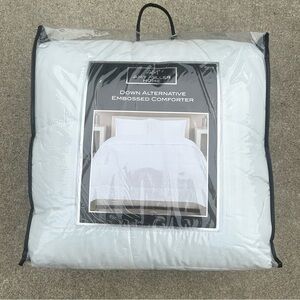 NEW Amy Miller Down Alternative Embossed Comforter White/Ivory Color King Size